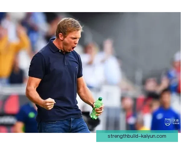 基米希战术执行力稳健，持续为球队提供关键支援与战术灵活性